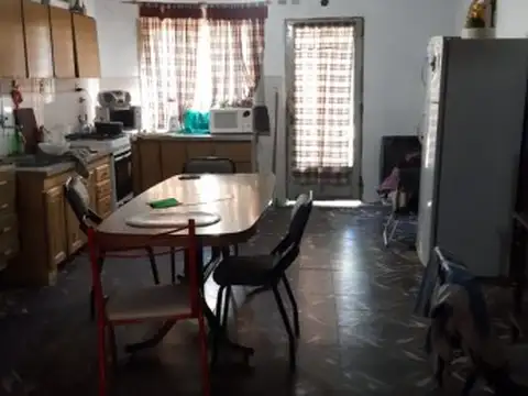 Casa en Venta en Villa Elisa, USD 80.000