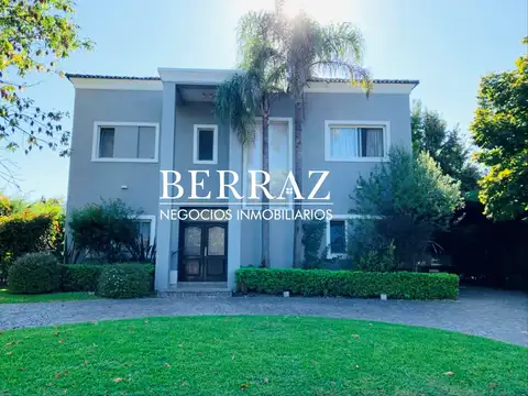 Casa Venta 4 Dormitorios Barrio Saint Matthew´s Lote de 886 m2 Pilar
