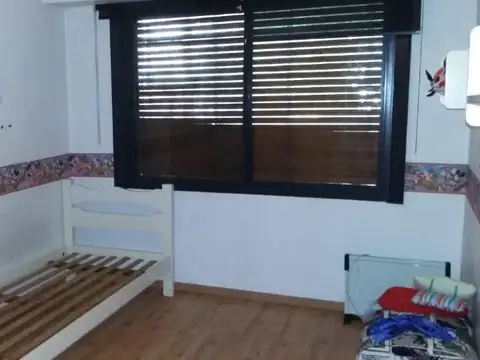 Casa en Venta en Ezpeleta Este, USD 240.000