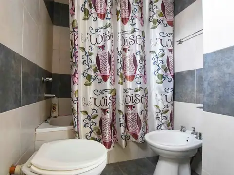 Depto Tipo Casa en Venta 76 años