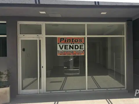 Sarmiento (e/ Entre Ríos y Moreno)