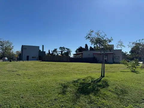 Terreno en Venta en Pilar del Este - Santa Emilia, USD 40.000