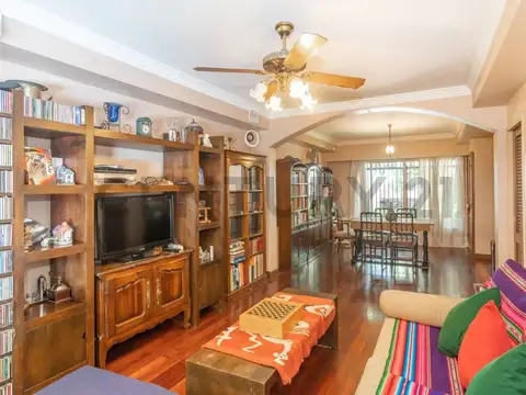 Casa 4 dormitorios. Freire al 2800