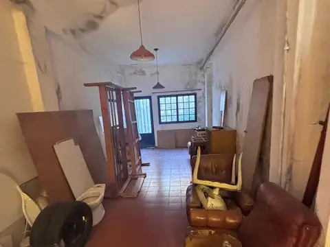 Oficina 5 ambientes con 3 baños