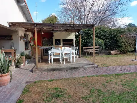 Intendente Dastugue 4100