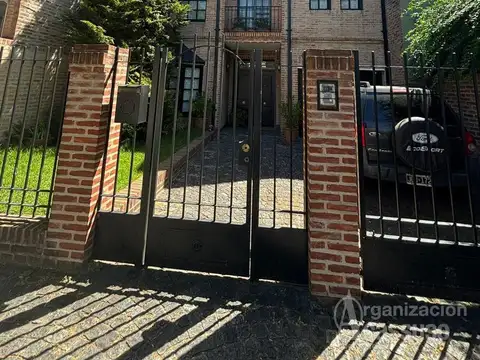 APTO CRÉDITO - Excelente Casa en Venta en San Isidro