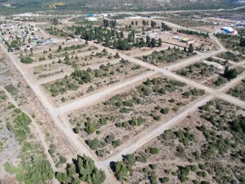 Av. Las Victorias  al 2000