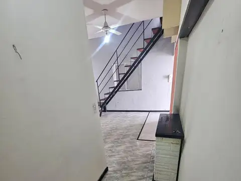 Depto Tipo Casa en Venta de 3 dormitorios