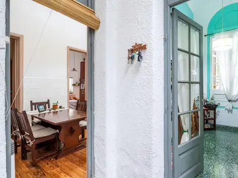 Depto Tipo Casa en Venta 80 años