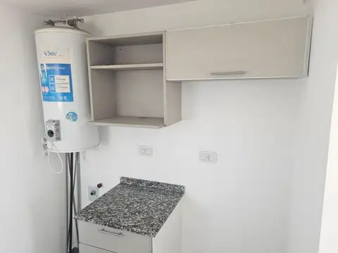 Mendoza 1700, Piñeyro, Avellaneda