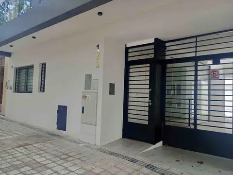 Calle 39 entre 16 y 17 1000