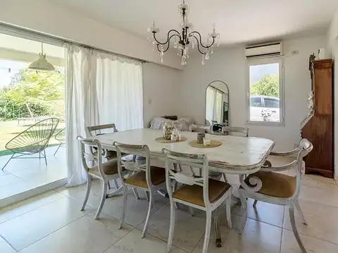Casa en Venta en Pilar del Este - Santa Guadalupe, USD 185.000