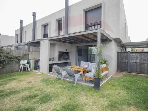 Depto Tipo Casa en Venta 4 años