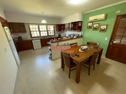 Casa en Venta en Concordia, USD 380.000