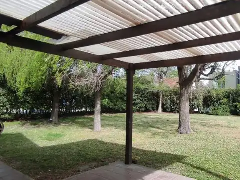 Casa en venta en Echeverria Del Lago