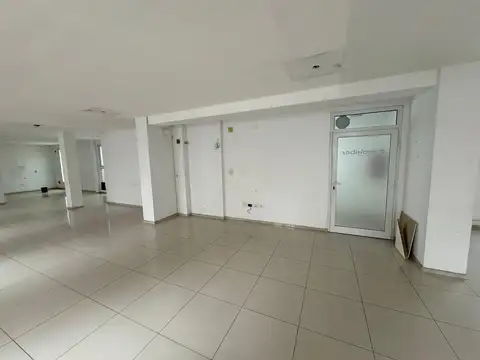 Oficina en Alquiler en Centro, $ 1.000.000