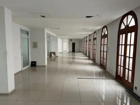 Oficina en Alquiler en Centro, $ 1.000.000