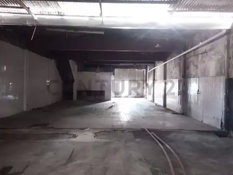 Galpon en Alquiler 22,41  mts Fondo