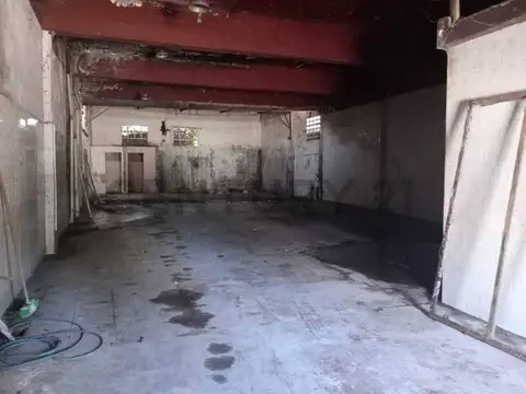 Galpon en Alquiler 8,66  mts Frente