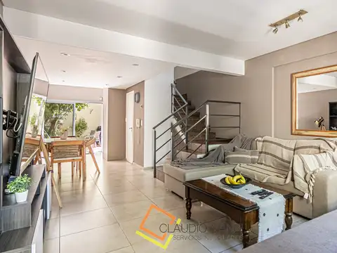 Depto Tipo Casa en Venta en Saavedra, USD 195.000