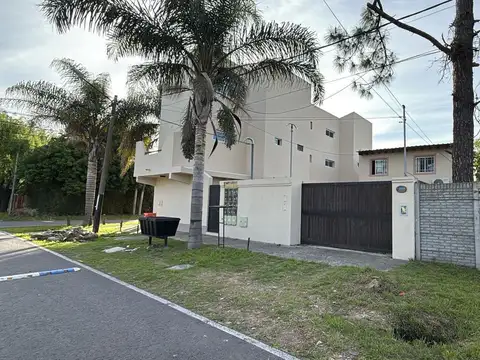 Albert Einstein 8500