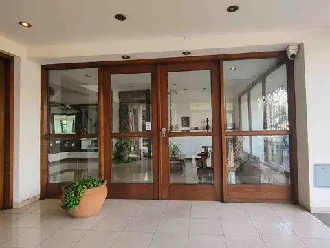 Departamento en Alquiler 44 años