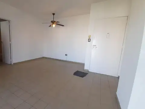 VENTA MONOAMBIENTE EN FLORESTA – EXCELENTE UBICACIÓN