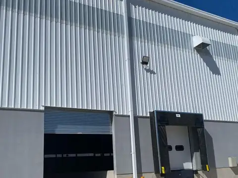 Av. Gnal. Juan Domingo Peron al 4000