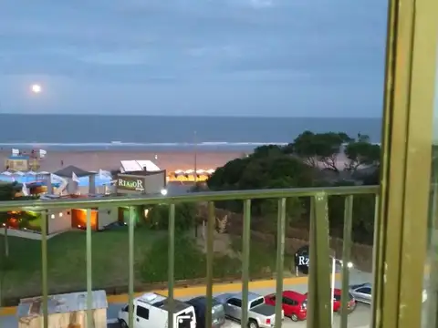 Avenida Costanera e/ 2 y 3