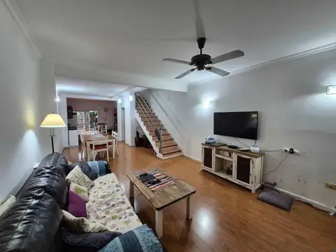 Avenida Presidente Bernardino Rivadavia 1100