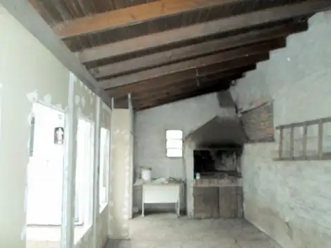Casa en Venta en Burzaco Oeste, USD 155.000