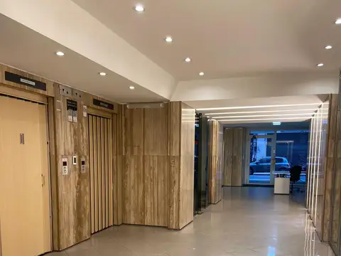 VENTA COCHERA SAN NICOLAS CENTRO