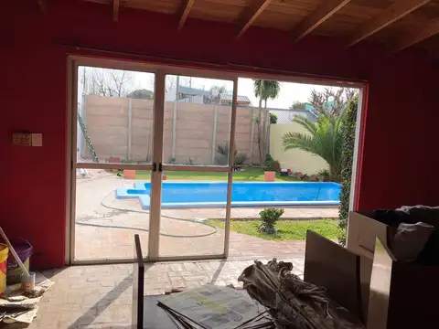 Depto Tipo Casa en Alquiler en San Antonio de Padua, $ 1.150.000