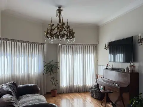 Avenida Bartolomé Mitre 600