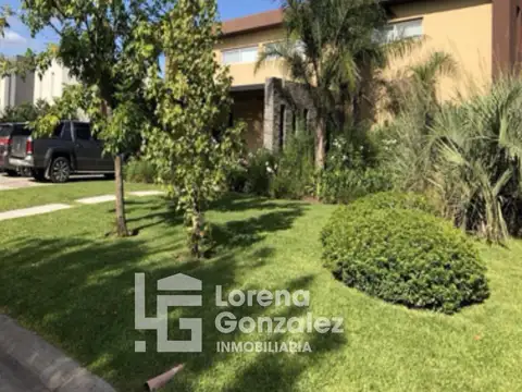 CASA EN VENTA EN HARAS SANTA MARIA