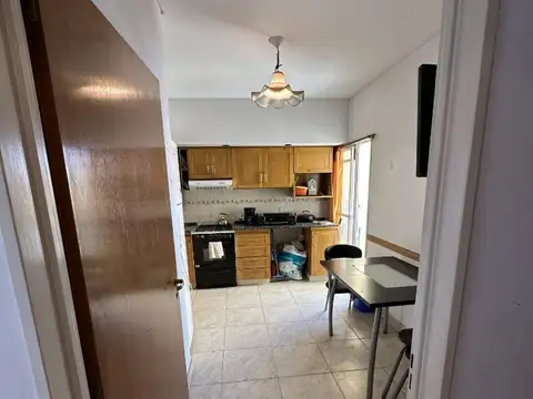 DPTO 3 AMB. 6º PISO AL FRENTE CON BCON VISTA ABIERTA EXCELENTE UBICACION