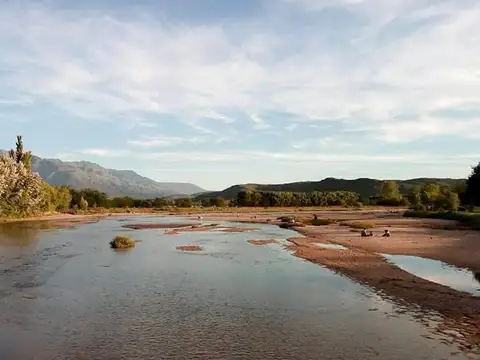 Terreno en Venta en Nono, $ 27.000