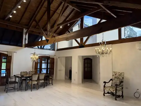 Autopista acceso oeste km 42