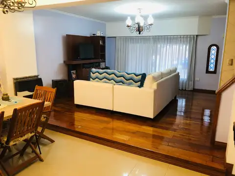 Casa en Venta en Martinez, USD 385.000