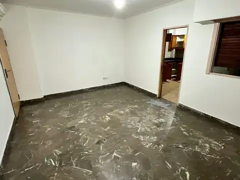 Departamento en Alquiler en Flores, $ 800.000