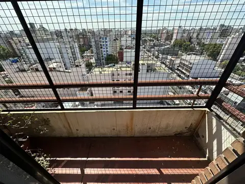 Hipólito Yrigoyen 4800, Piso 12