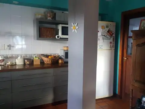 Casa en Venta con 4 cocheras