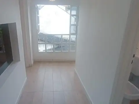 Depto Tipo Casa 4 ambientes con 2 baños