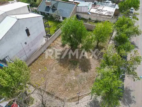 Esquina Perito Moreno y Luis Agote
