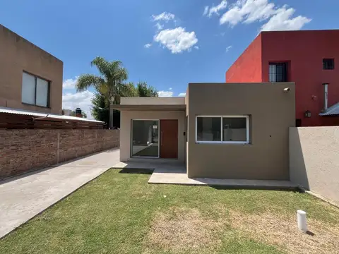 Propiedad a estrenar en venta- Villaguay al 1700, Funes
