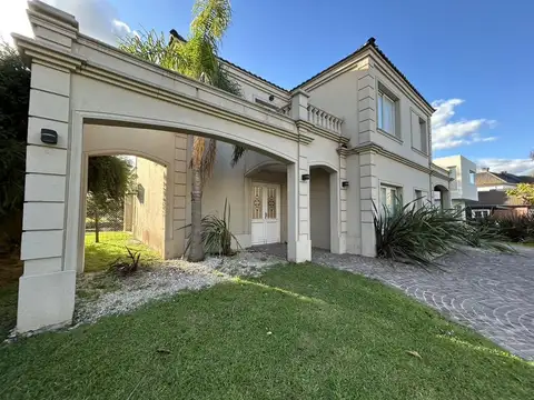 Casa en Venta de 4 dormitorios