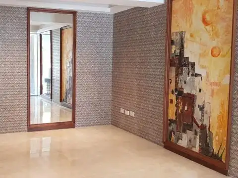 Venta cocheras descubiertas en edificio de categoría