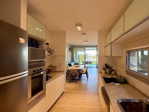 Departamento en Venta con 2 cocheras