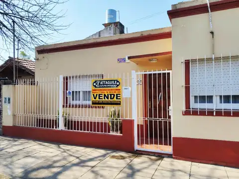 Casa 3 ambientes con 1 baño