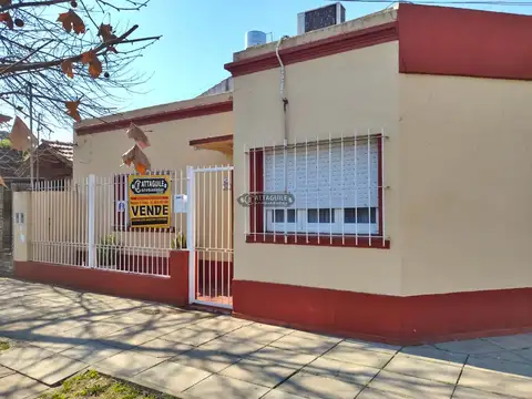 CASA EN VENTA 3 AMBIENTES EN SAN ANTONIO DE PADUA, MERLO.